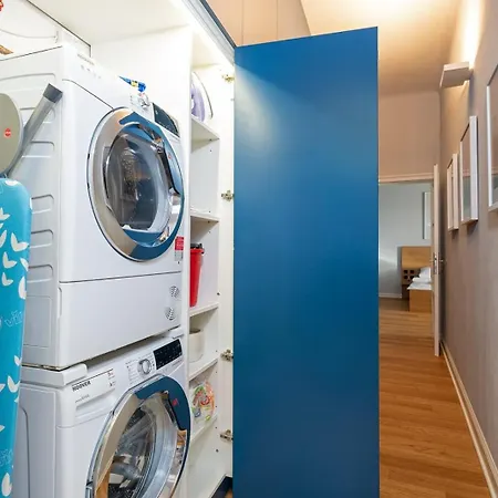 Daire Quiet Center In Hip & Foodie Area Prag